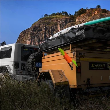 カーテールテント